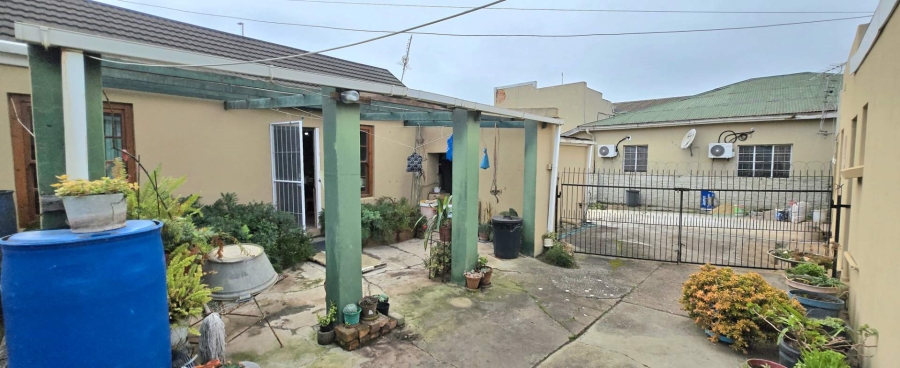5 Bedroom Property for Sale in Riviersonderend Western Cape